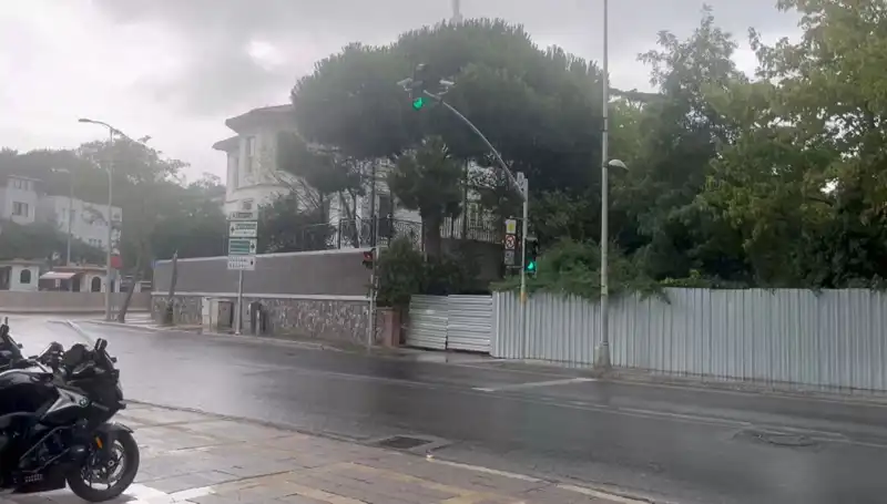 Istanbul'un Nefes Aldığı Gün: Sağanak Yağışla Gelen Ferahlama