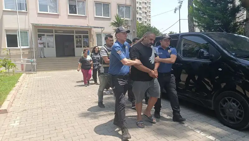 Adana'da Dolandırıcılık Çetesi Çökertildi: 4 Kişi Gözaltına Alındı