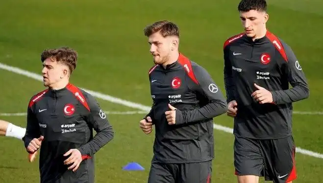 Fenerbahçe ile Anılan Yıldız Oyuncu, Galatasaray'a Transfer Oluyor!