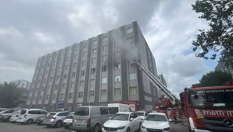 Çorap İmalathanesinde Patlayan Yangın Panik Yarattı: Detaylar Ortaya Çıktı