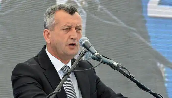 Eski Menemen Belediye Başkanı Tahir Şahin'in Vefatı: Kente Düşkün Bir Liderin Hikayesi