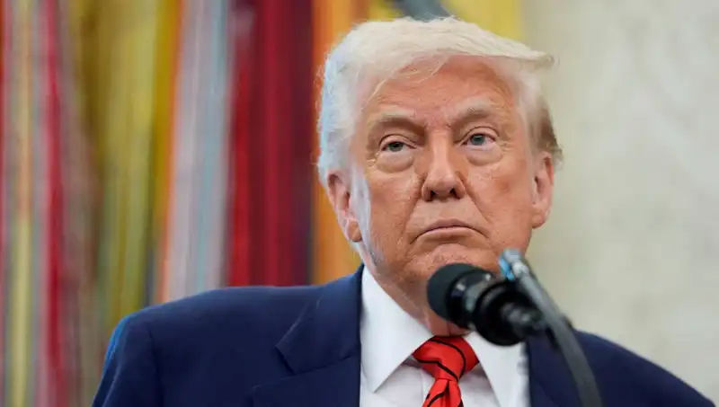 Trump, G7 Zirvesini Terk Etti: Beyaz Saray’da Acil Toplantı Nedenleri