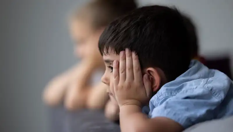 Otizm Neden Erkek Çocuklarında Daha Yaygın? Bilimsel Gözlemler ve Nedenler