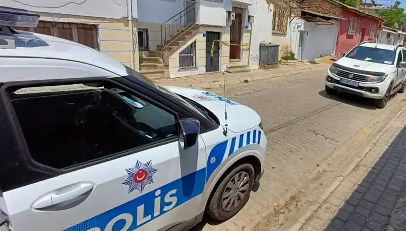 Evden Yükselen Kötü Kokular, Gizemli Ölümün Peşini Bırakmadı